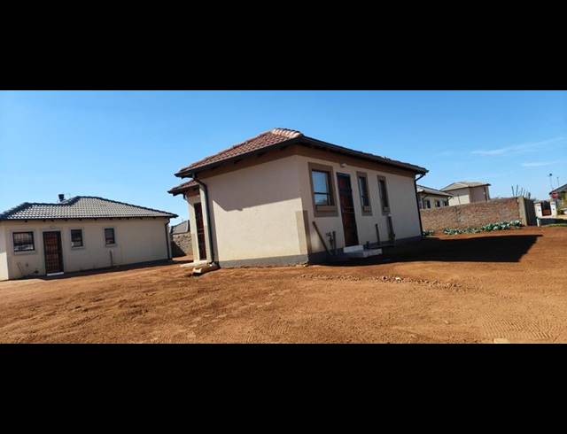 3 BEDROOM HOUSE FOR SALE IN WINDMILL PARK